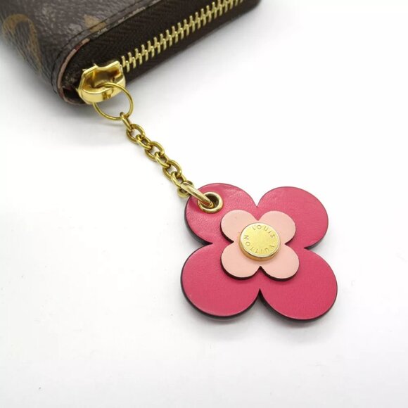 LOUIS VUITTON Portefeuille Clemence flower charm Around long wallet - Picture 10 of 12